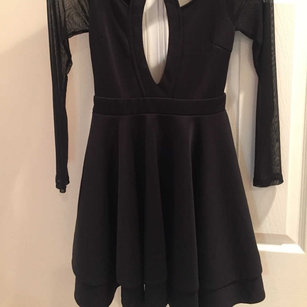 Little Black Dress - Picture 2 of 4